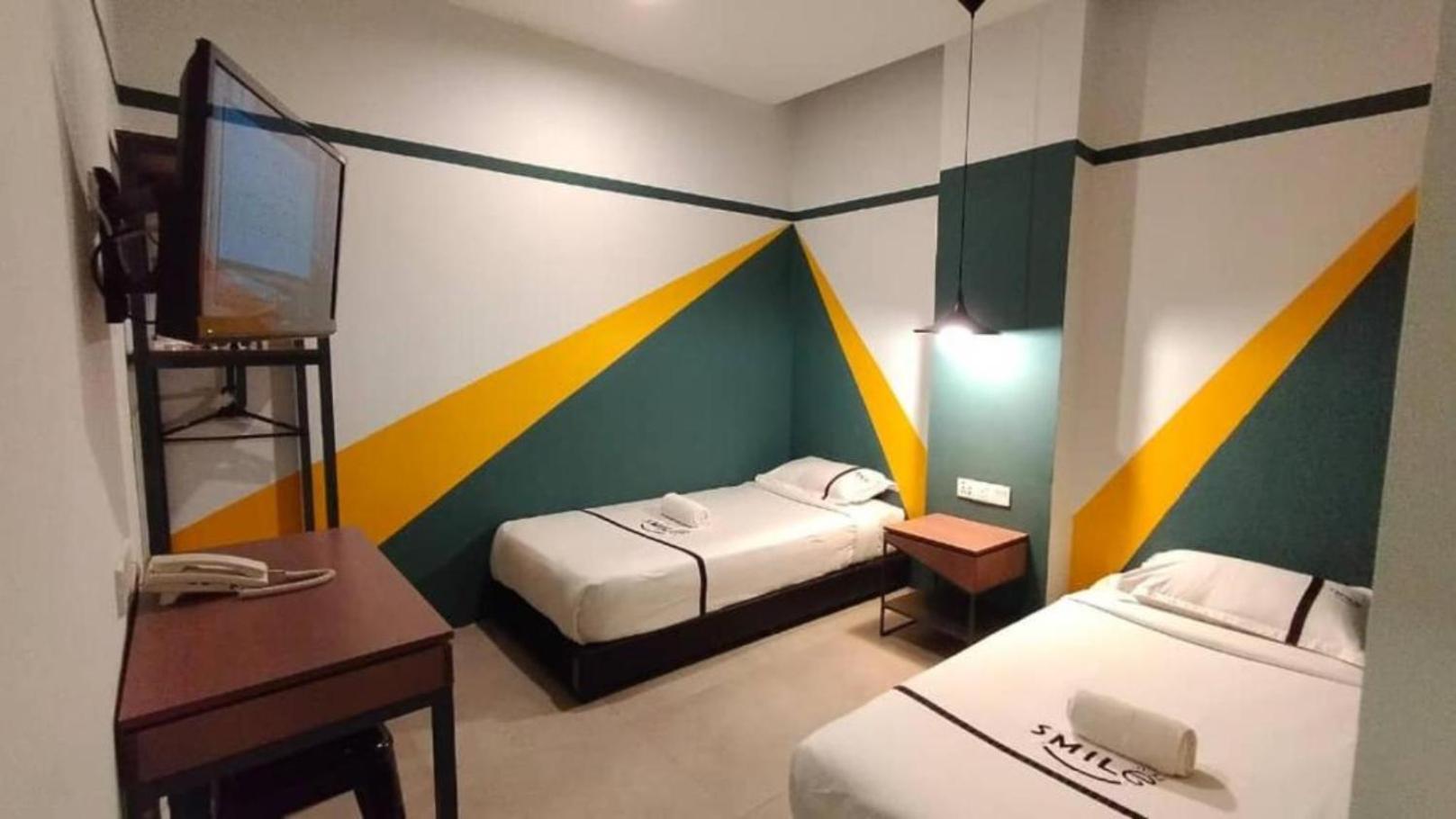 Smile Hotel Cheras Sri Permaisuri クアラルンプール エクステリア 写真